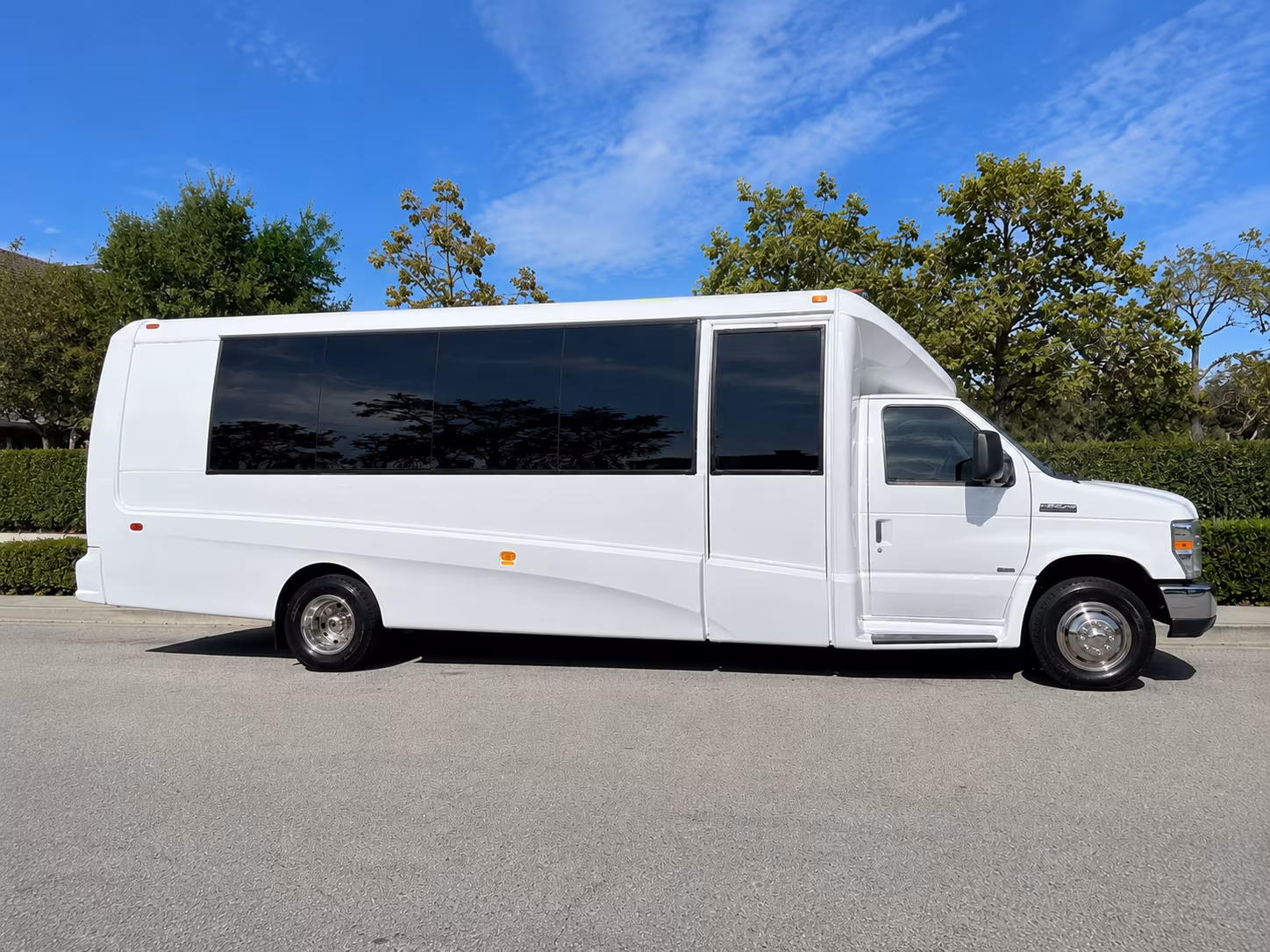 charter buses for corporate events at santa ana venues