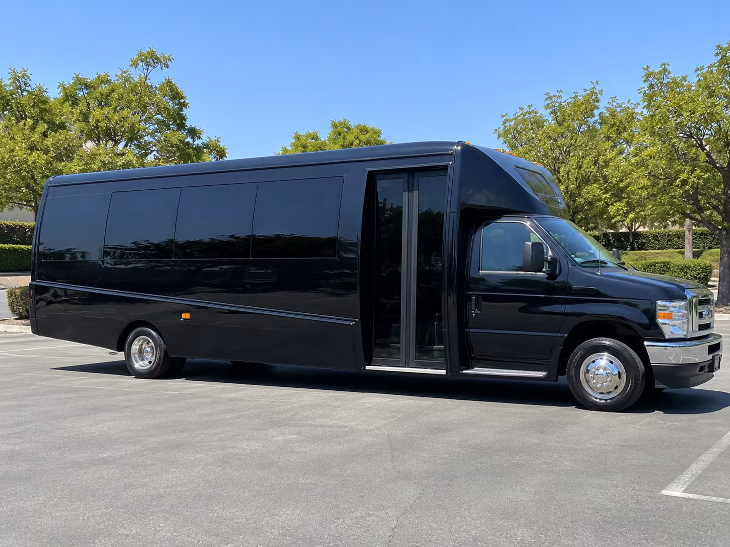 minibuses to the constellation room and santa ana s independent music scene