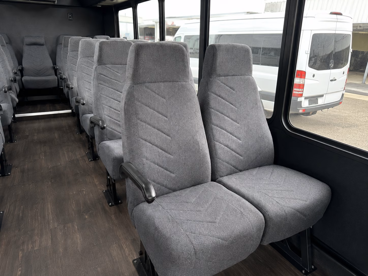 santa ana 20 passenger minibus inside