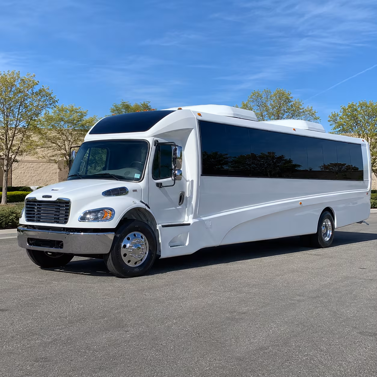 santa ana 20 passenger minibus
