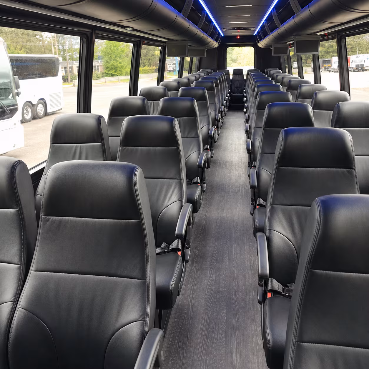 santa ana 28 passenger minibus interior